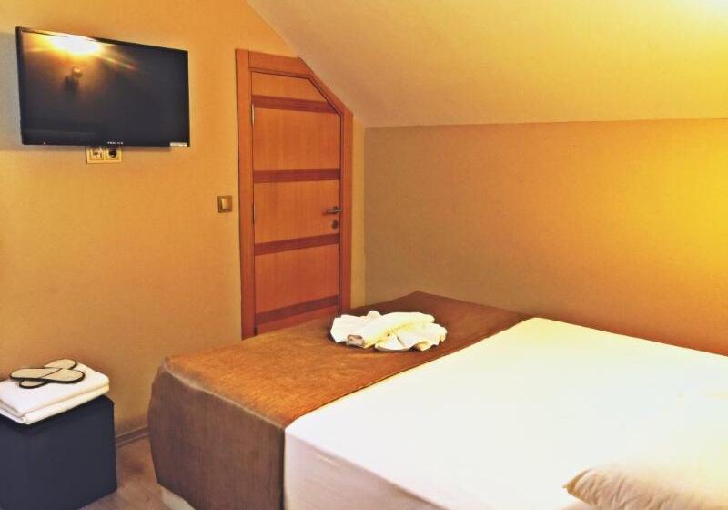 اتاق اکونومی, Feza Otel