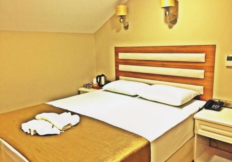 Quarto Economy, Feza Otel