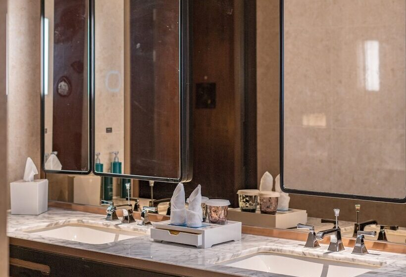 חדר דלוקס, Hilton Fuzhou