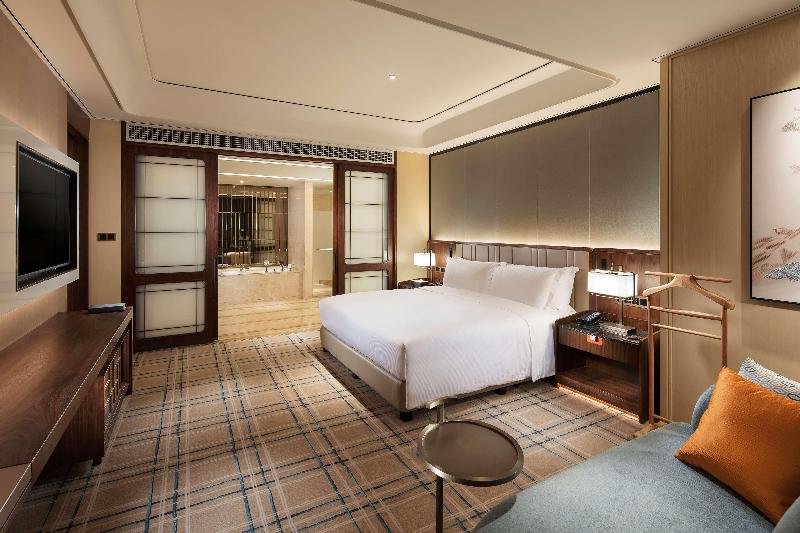 Люкс Кровать Кинг, Hilton Fuzhou