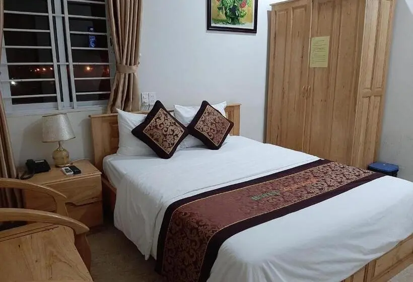 اتاق استاندارد, Minh Manh