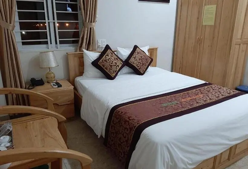 اتاق استاندارد, Minh Manh