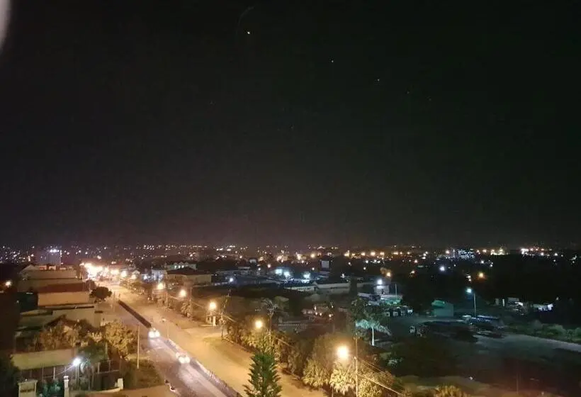 اتاق استاندارد با تخت بزرگ, Minh Manh