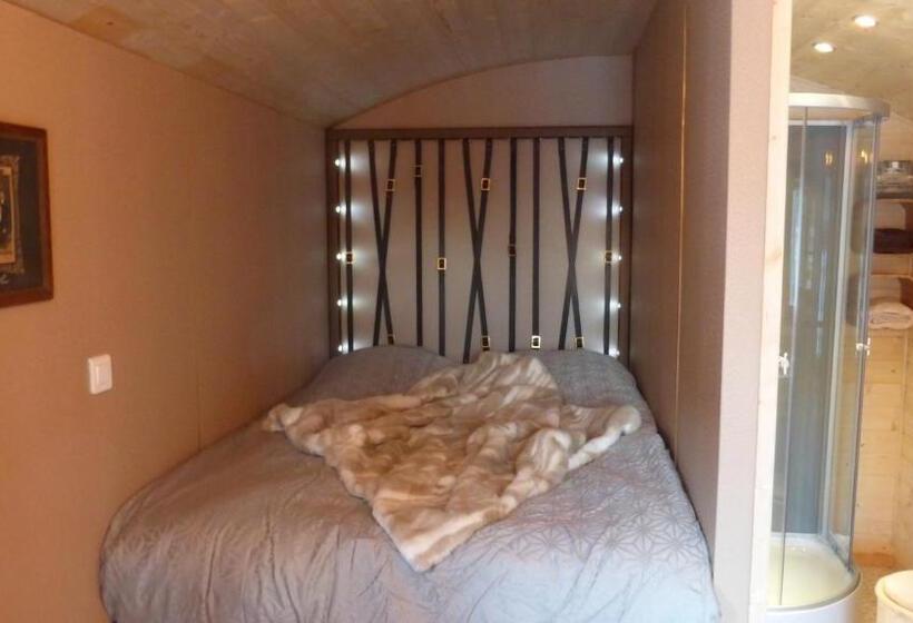 חדר משפחתי נוף להרים, Roulottes Django Et Bella