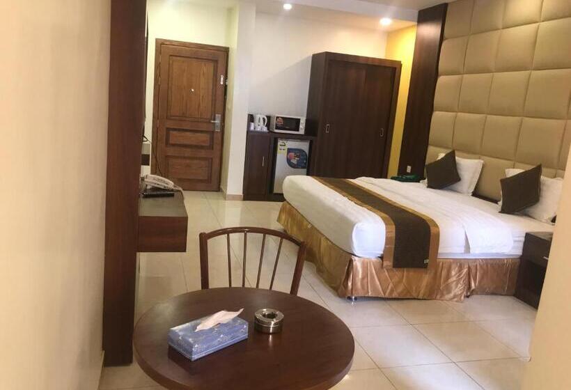 اتاق لوکس, تاج الخليج للشقق المخدومة