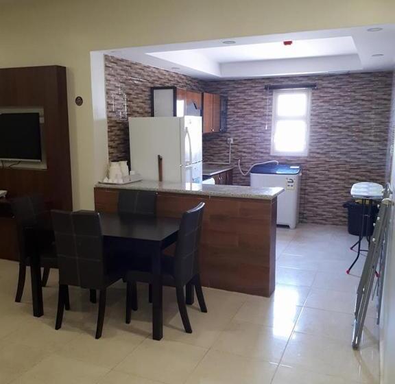 آپارتمان 3 خوابه, تاج الخليج للشقق المخدومة