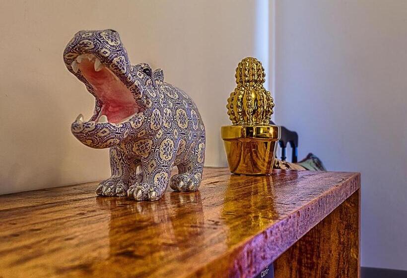 דירת חדר נוף לגינה, Castelo Pink Boutique