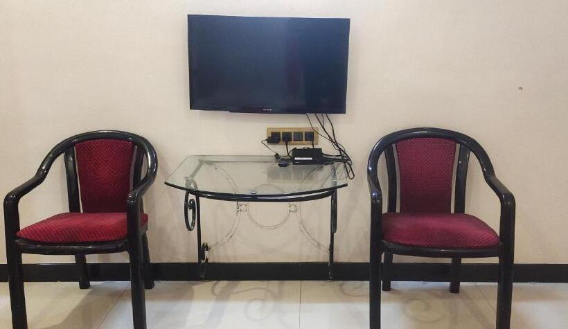 豪华房间, Mahendra