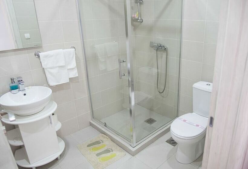 اتاق سوپریور, Serdar