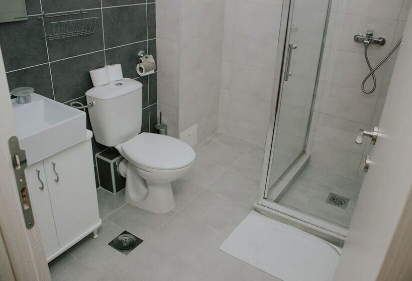 اتاق استاندارد با چشمانداز کوهستان, Serdar