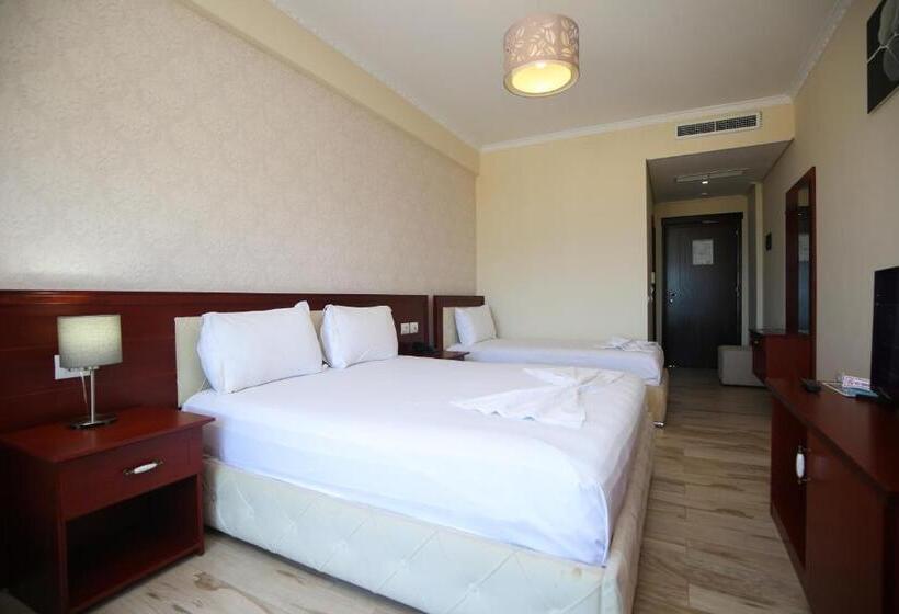 Triple Room Sea View, Summer Stars