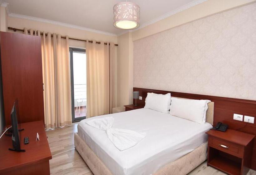 Triple Room Sea View, Summer Stars