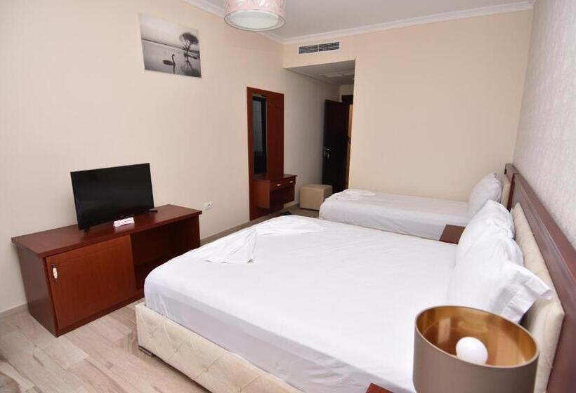 Triple Room Sea View, Summer Stars