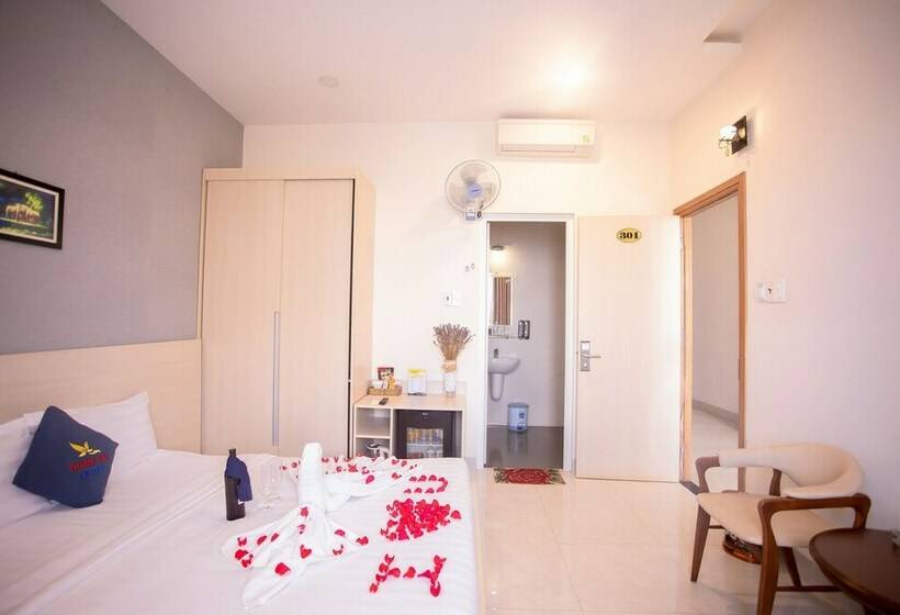 اتاق سوپریور, Thanh Mai