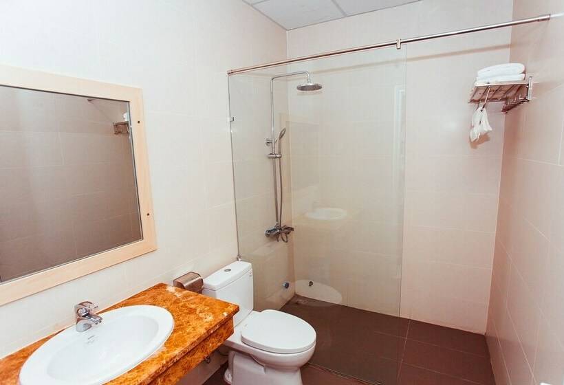 اتاق خانوادگی, Thanh Mai