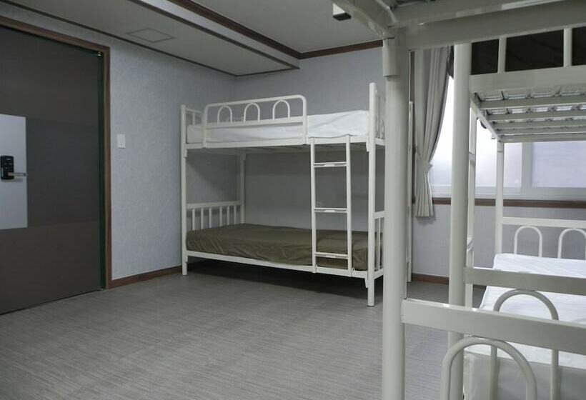 Habitació Estàndard, Jeonju International Hostel