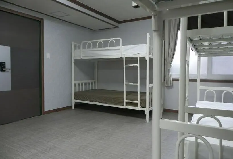 スタンダードルーム, Jeonju International Hostel