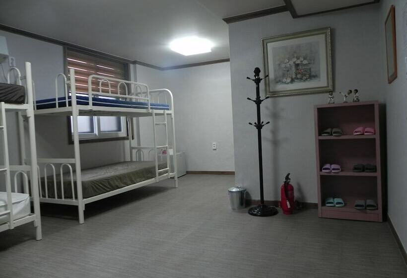Habitació Estàndard, Jeonju International Hostel