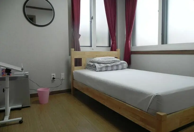 スタンダードシングルルーム, Jeonju International Hostel