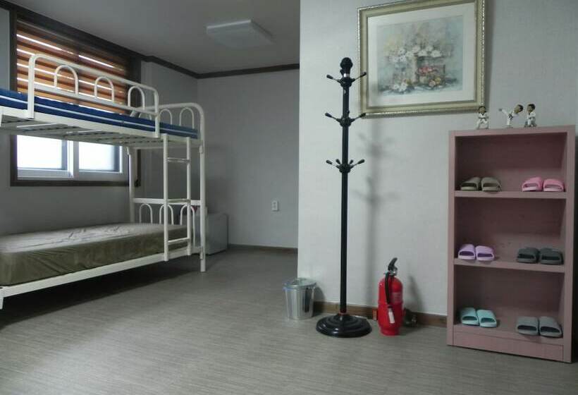 Habitació Estàndard, Jeonju International Hostel