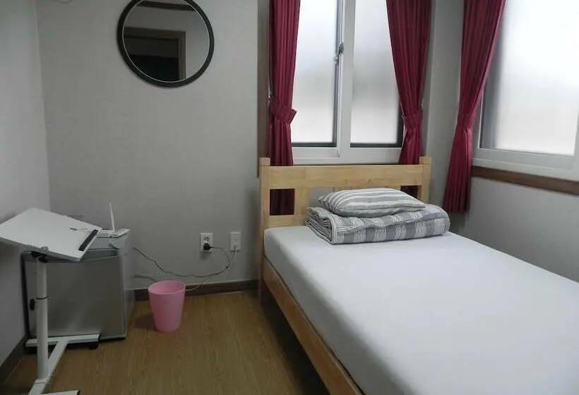 スタンダードシングルルーム, Jeonju International Hostel