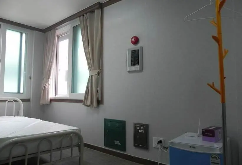 スタンダードシングルルーム, Jeonju International Hostel