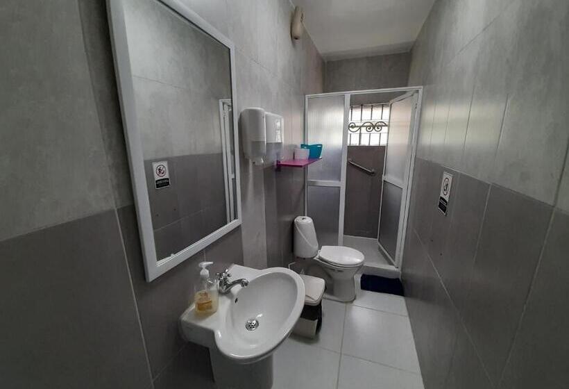 Кровать в Общей Комнате, Noah Boutique Hostels Medellín