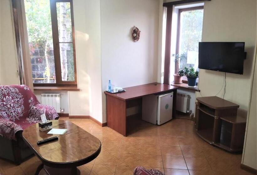 اتاق لوکس, Edem