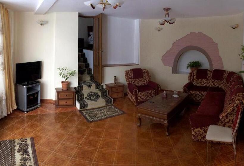 اتاق خانوادگی, Edem