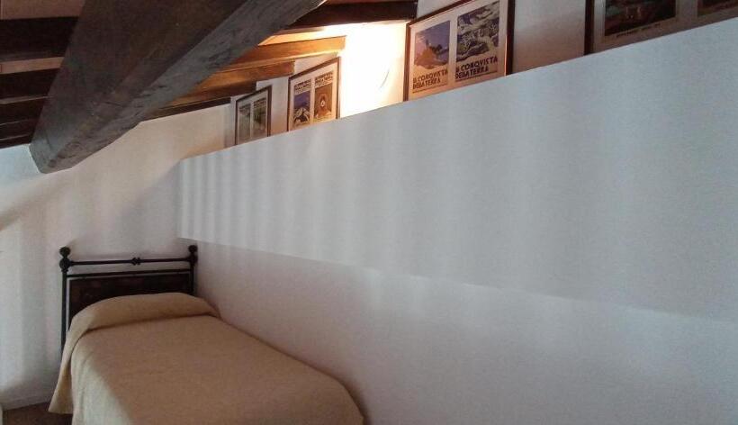 غرفة قياسية فردية, Il Casale Di Giulia Di Aprilia