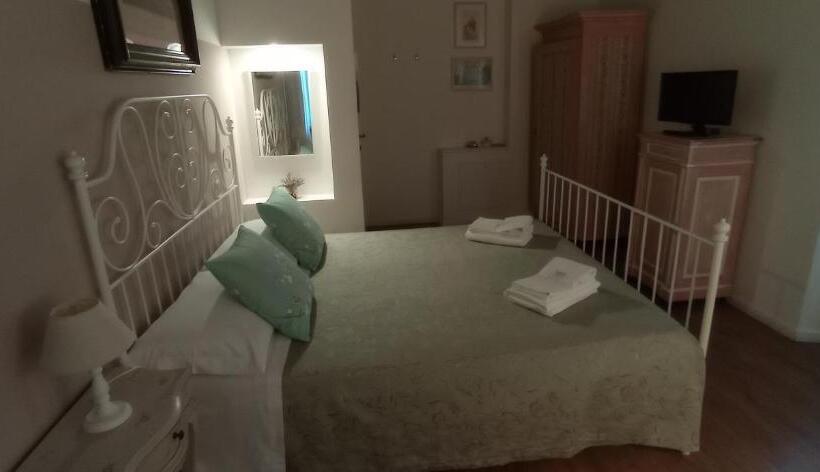 غرفة قياسية, Il Casale Di Giulia Di Aprilia