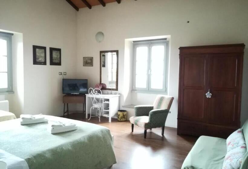 غرفة قياسية ثلاثية, Il Casale Di Giulia Di Aprilia