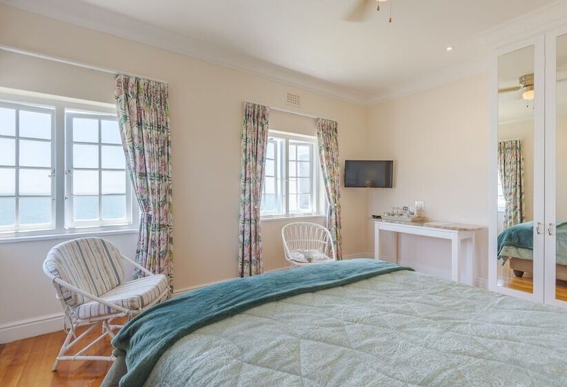 Номер Deluxe Вид на Море, Sunny Cove Manor