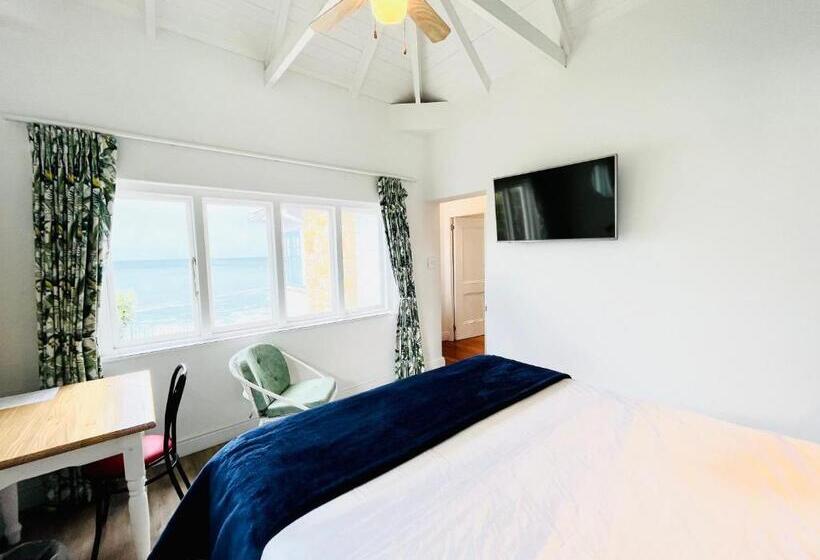 غرفة قياسية مطلّة علي البحر, Sunny Cove Manor