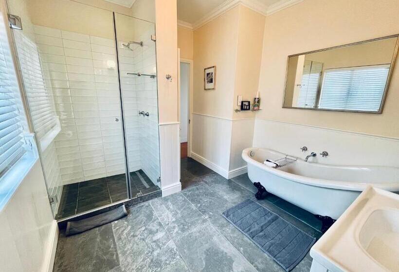 Номер Deluxe Кровать Кинг, Sunny Cove Manor