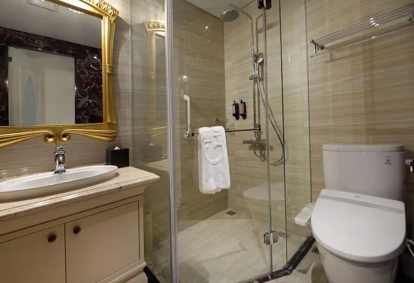 اتاق استاندارد, Golden Tulip Rs Boutique Hotel Tainan