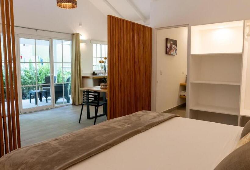 디럭스 방갈로, Jaguar Inn Bungalows