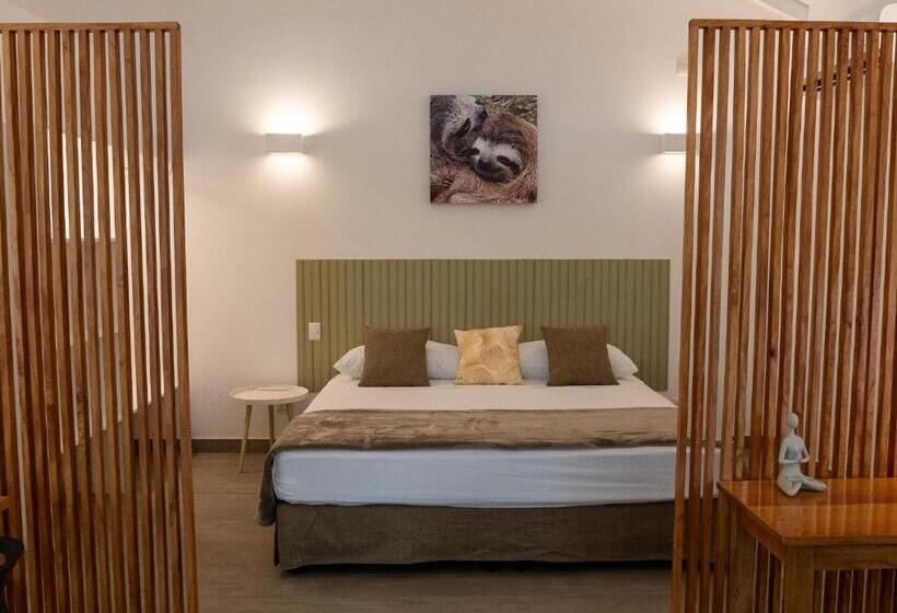 디럭스 방갈로, Jaguar Inn Bungalows