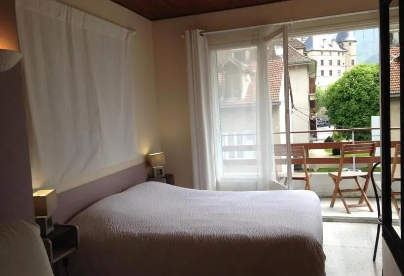 Habitació Estàndard, Sandra