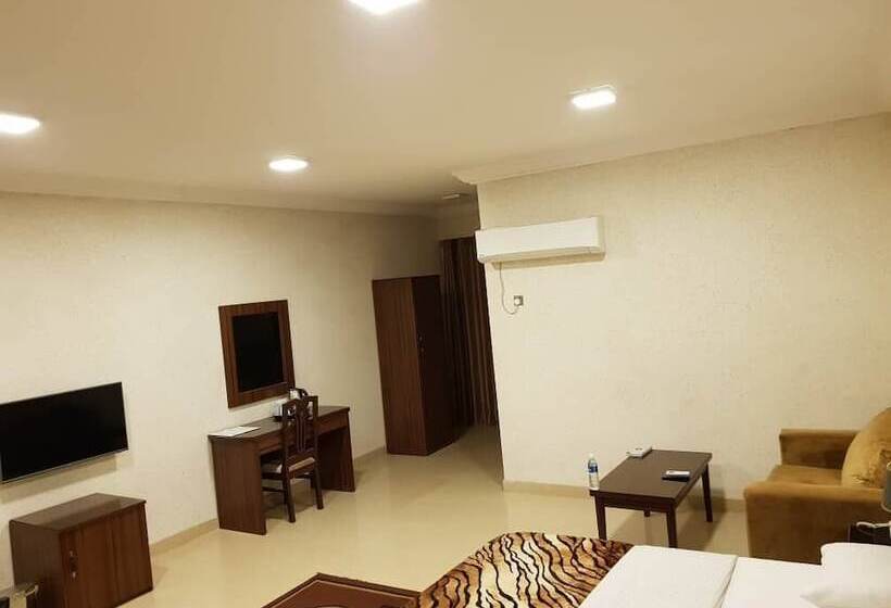 اتاق لوکس, Tahir Guest Palace