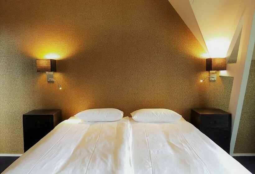 חדר משפחתי, Rijksmonument Hotel De Sprenck