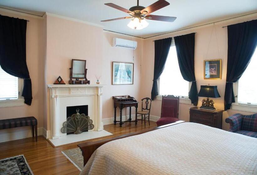 キングサイズベッドのスーペリアルーム, King George Inn