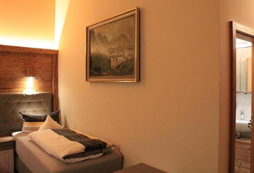 اتاق اکونومی, Winklmoos Sonnenalm