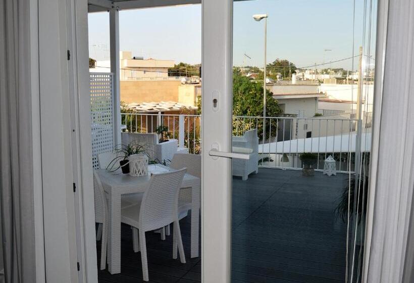 4인용 스탠다드 룸, Arneo Terra Del Sole