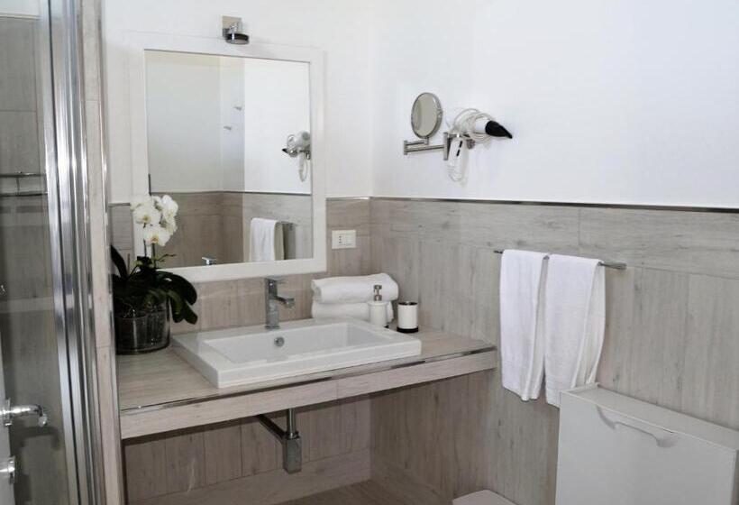 4인용 스탠다드 룸, Arneo Terra Del Sole