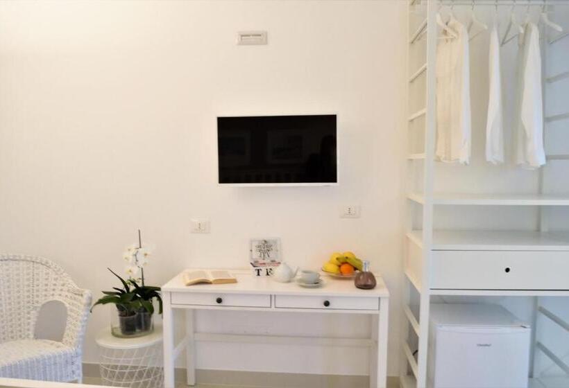 수피리어 룸 가든 전망, Arneo Terra Del Sole