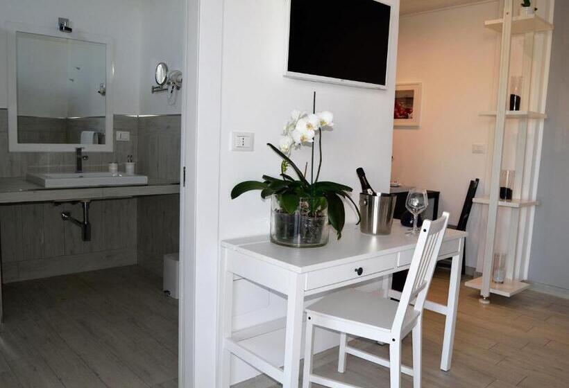 4인용 스탠다드 룸, Arneo Terra Del Sole