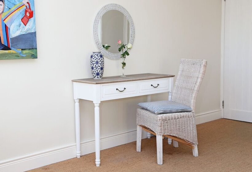 اتاق سوپریور, Shore S Edge