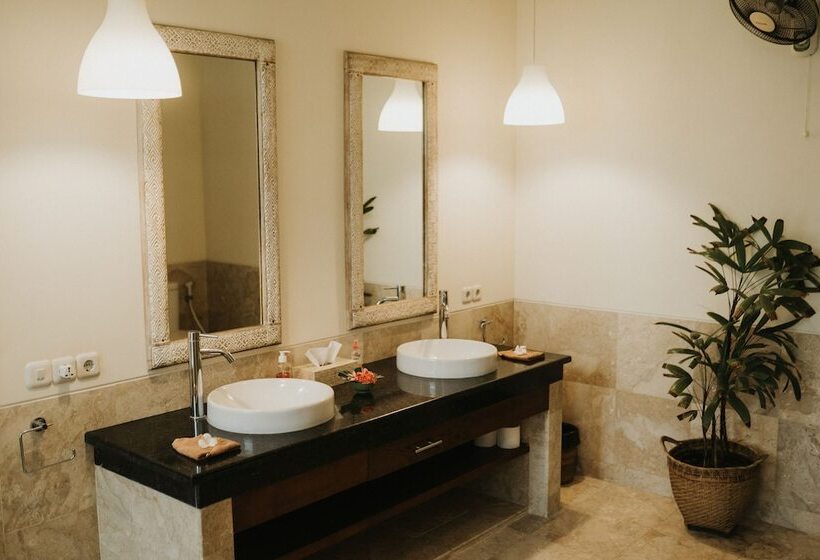 Номер Deluxe Кровать Кинг, Aloka Bahari Villas