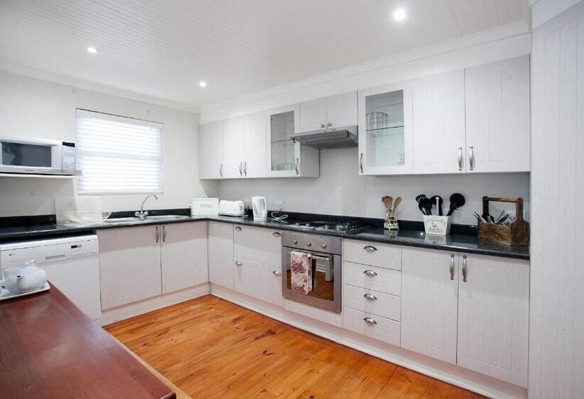 בית, חדר שינה 1, Hogsback Arminel